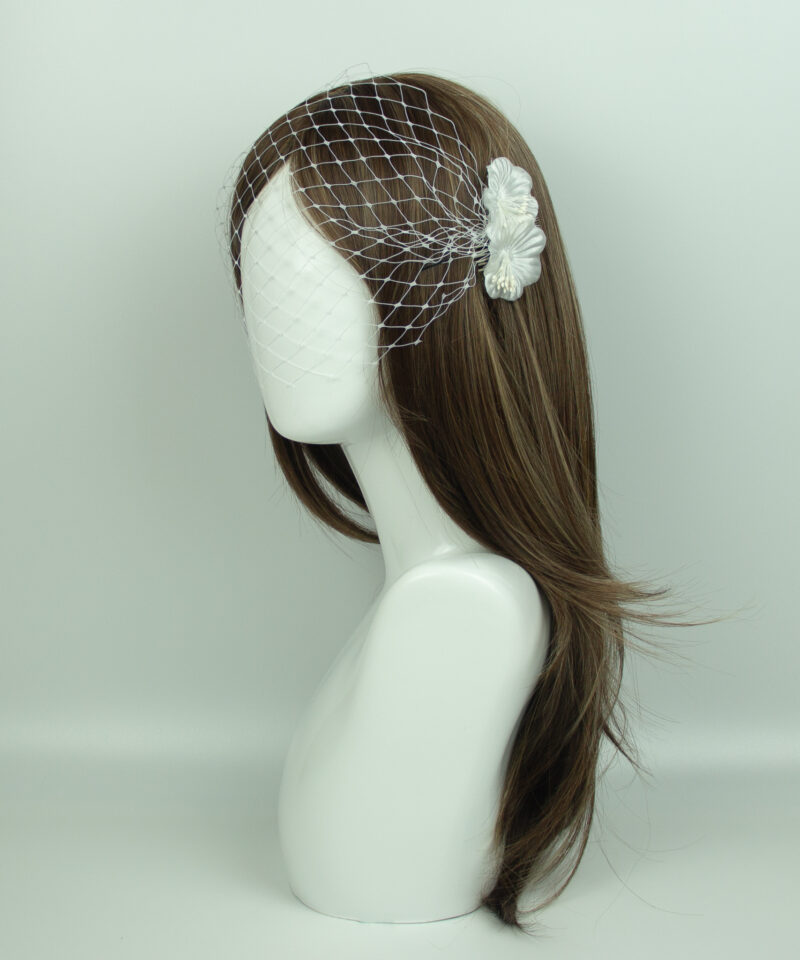Modern Bridal Flower Veil - Image 3